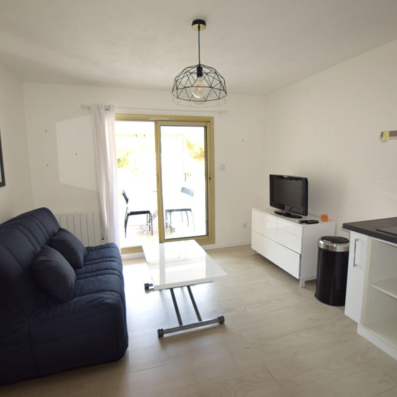 Appartement Studio T1 rénové - SIX-FOURS-LES-PLAGES, secteur Coudoulière - Photo 1