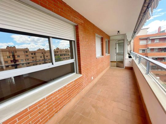 4 room luxury Apartment for rent in Alcobendas, Autonomous Region of Madrid - Photo 1