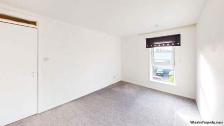 3 bedroom property to rent in Erskine - Photo 3