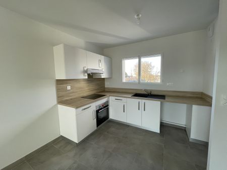 Location Appartement 2 pièces 50m² OLEMPS 12510 - Photo 3