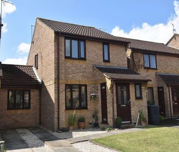 3 bedroom semi-detached house to rent - Photo 1