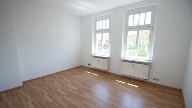 **Sehr helle 2-Zimmer Wohnung in Grimma + Außenstellplatz inkl.** - Foto 1