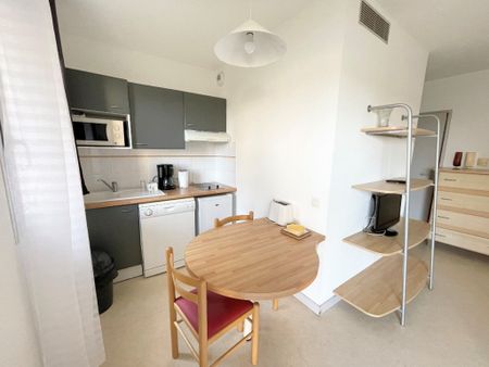 Location Appartement 1 pièce 23m² - Photo 4