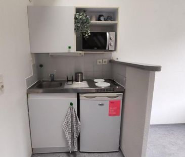 Location Appartement 1 pièce 25m² JACOB BELLECOMBETTE 73000 - Photo 2