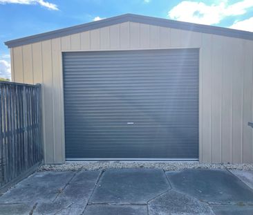 COMFORTABLE 3 BEDROOM HOME - Photo 6