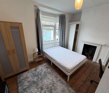 St. Martins Place, Brighton, BN2 - Photo 4