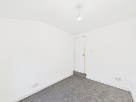 Eldon Road, Birkenhead, 3 bedroom, House - Mid Terrace - Photo 3