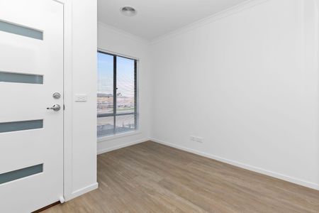 Space, Style & Effortless Living! - Photo 5