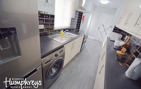 4 bedroom house share to rent - Photo 5