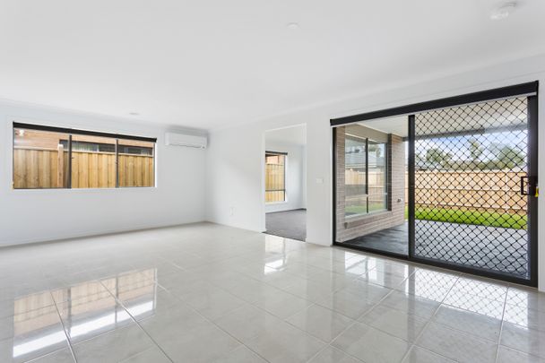 61 Goshawk Drive, Pakenham VIC 3810 - House For Rent | Domain - Photo 1