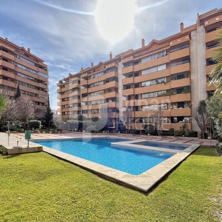 2 room luxury Apartment for rent in Cascais e Estoril, Portugal - Photo 1