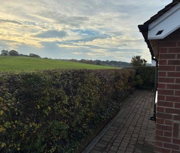 Bradley Lane, Frodsham - Photo 4