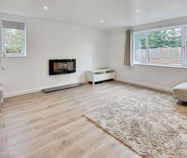 3 bedroom detached house to rent - Photo 2