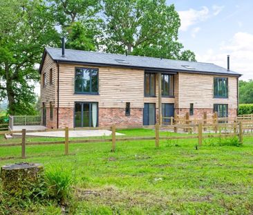 2 bedroom semi-detached house to rent - Photo 3