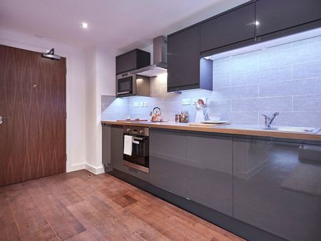 Apt 19, 5 South Parade - Photo 5