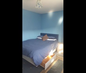 Room in a Shared House, London, SE16 - Photo 1