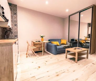 Przytulna kawalerka w centrum Katowic 24 m² - Zdjęcie 6