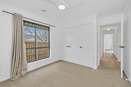 23 Alder Close, Jerrabomberra - Photo 4