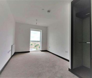 Victoria Central, Victoria Avenue, SS2 - Photo 6