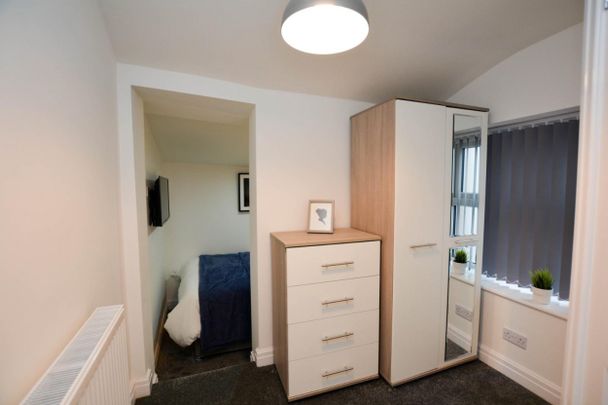 1 bed Room for Rent - Photo 1