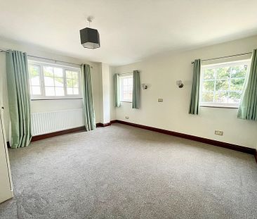 97 High Street, S41 - Photo 5