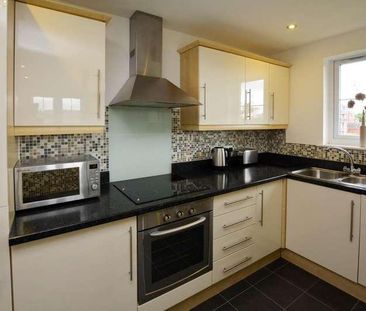 Wigan Road, Standish, Wigan, WN1 - Photo 5