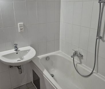 Exklusive Dachgeschosswohnung mit Panoramablick – 3 Zimmer im moder... - Photo 6