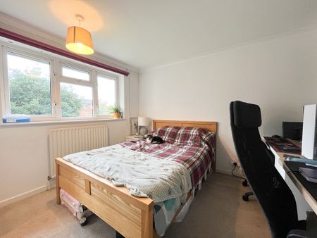 2 bed end of terrace house to rent in Basemoors, Bracknell, Berkshire, RG12 2RG - Photo 2