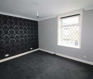 Oakroyd Mount, Pudsey, Leeds, LS28 7QH - Photo 4