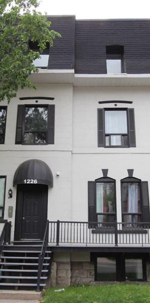 Studio (1.5) - 1226-1230 Rue Du Fort, Montréal - Photo 2