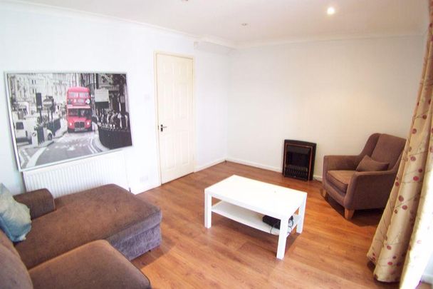 2 bedroom semi-detached house to rent - Photo 1