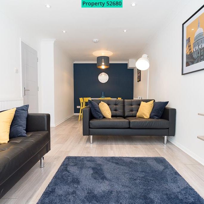 6 bedroom semi-detached house to rent - Photo 1