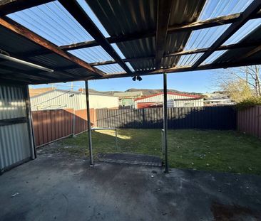 3 Bedroom Home in central location - Photo 4