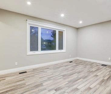 55 Silver Aspen Crescent ##UPPER - Photo 3