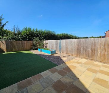3 bedroom semi-detached house to rent - Photo 4