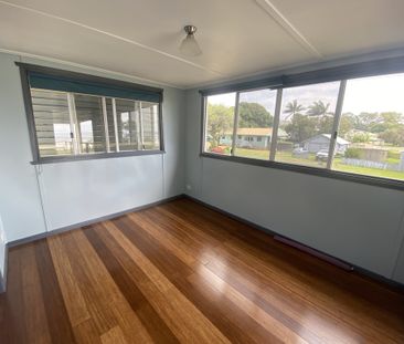 Holiday Living! - Photo 6