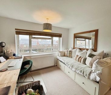 3 bedroom House To Let - Photo 5