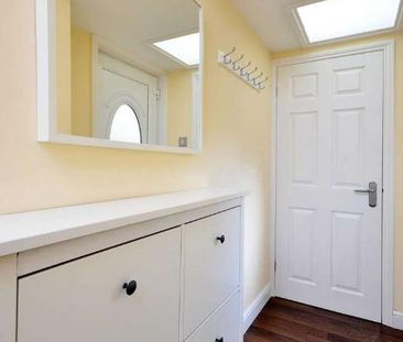 Lapse Wood Walk, Forest Hill, SE23 - Photo 1