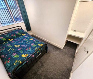 2 bedroom apartment to rent - Photo 6