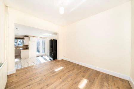 Woolwich Road, SE10, London - Photo 2