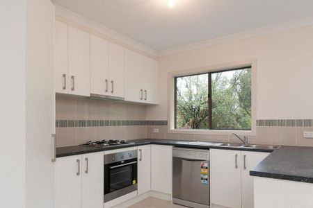 9A Aintree Street, Mooroolbark - Photo 5