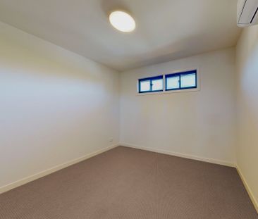 Brand New Quality Townhouse - Photo 2