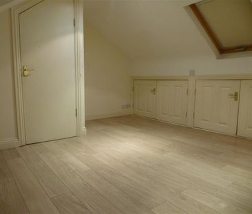 County Road, Swindon - Photo 6