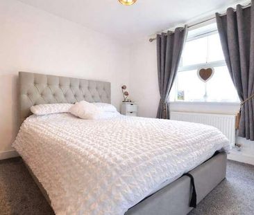 Vickers House, Vickers Road, Ash Vale, Surrey, GU12 - Photo 4