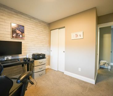 For Lease - 8 Ralgreen Crescent, Kitchener, Ontario - Photo 5