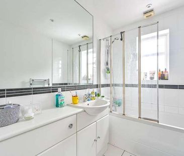 Addlestone Park, Addlestone, KT15 - Photo 3