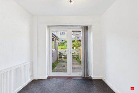 2 bedroom semi-detached house to rent - Photo 2