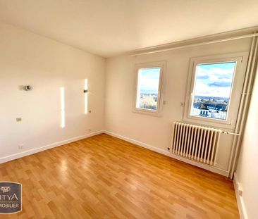 Location Appartement 5 pièces 108m² BOURG EN BRESSE 01000 - Photo 4