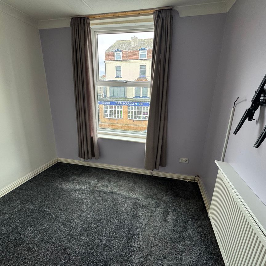 Banks Street, Blackpool - Photo 1