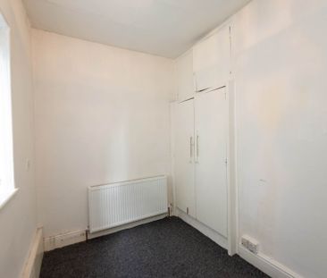 Price £2,050 pcm - Available 06/07/2026 - Unfurnished - Photo 1